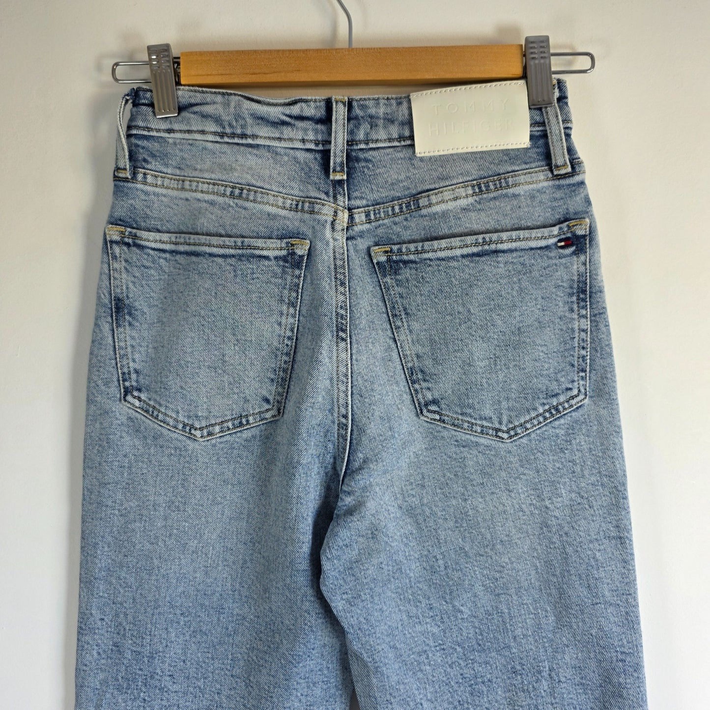 Tommy Hilfiger Gramercy Jeans W23 L30 (W25 L32) Women’s High Waist Tapered