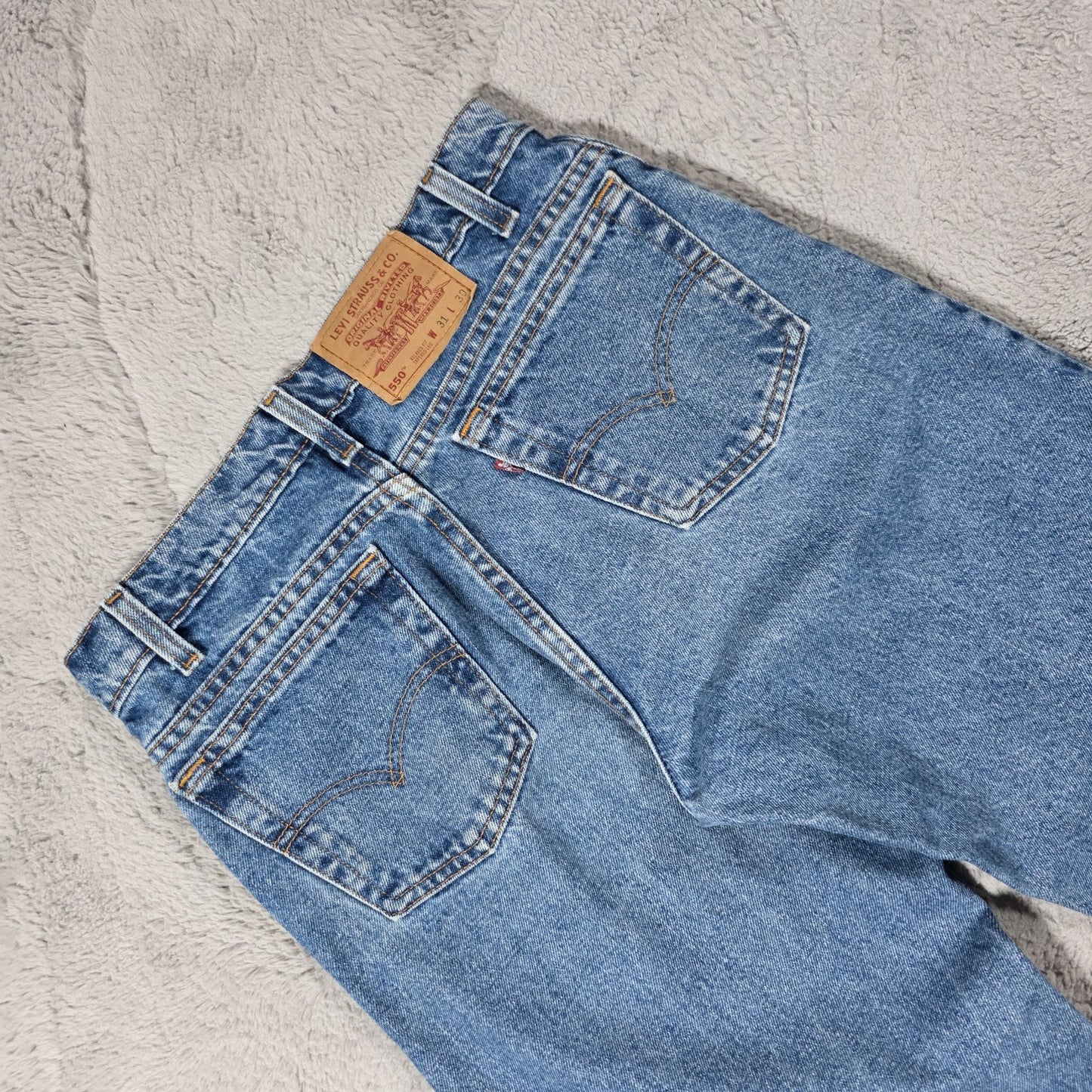 Vintage Levi’s 550 Mens Blue Jeans W31 L30 Relaxed Fit Made in USA