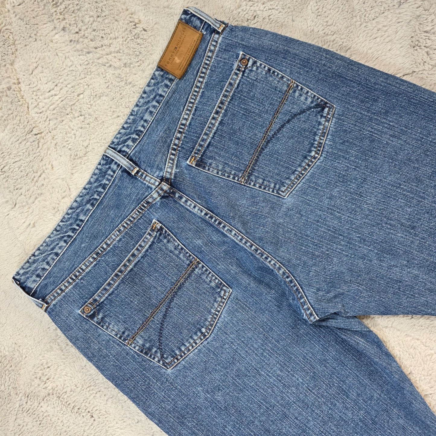 Vintage Y2K Tommy Hilfiger Relaxed Fit Jeans W38 L30 Blue Made in Mexico