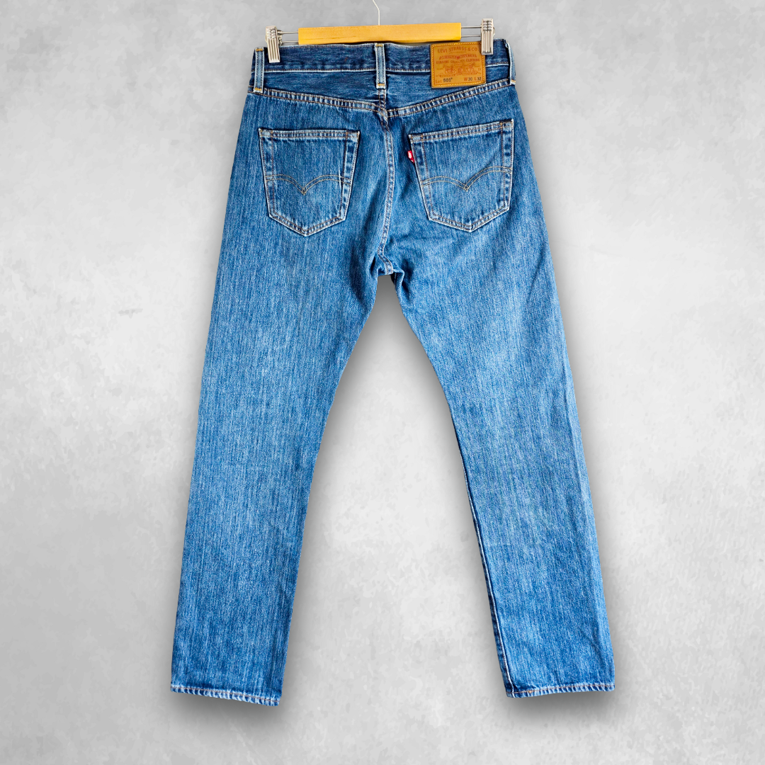Levi’s 501 Jeans W30 L32 Blue Straight Fit Men’s Classic Denim Button Fly