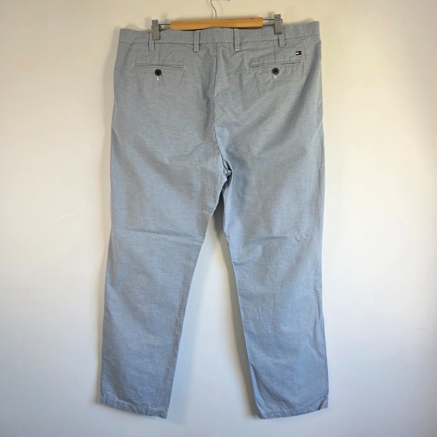 Tommy Hilfiger Chinos W40 L30 Grey Men's Straight Cotton Trousers