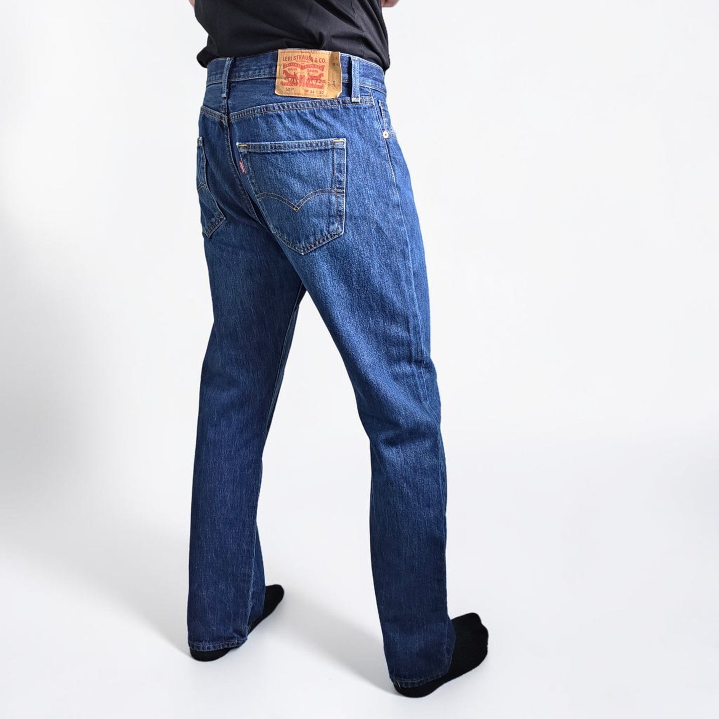 Levi's 501 Straight Leg Jeans W34 L32 Blue Denim Button Fly Cotton Men's