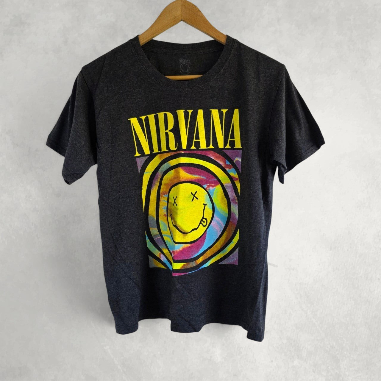 Nirvana Smiley Face Graphic Band T Shirt Grey Small Grunge Rock Tee