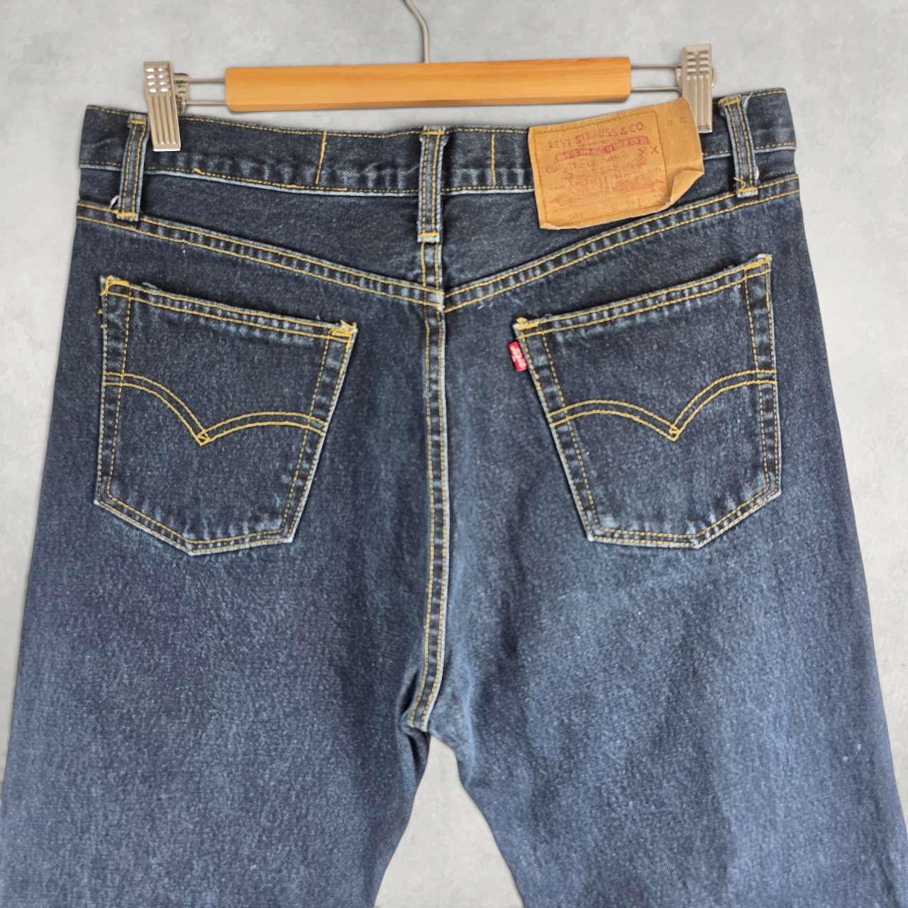 Levi’s 501 Jeans W33 (W32) L27 Blue Straight Leg Button Fly Cropped Raw Hem