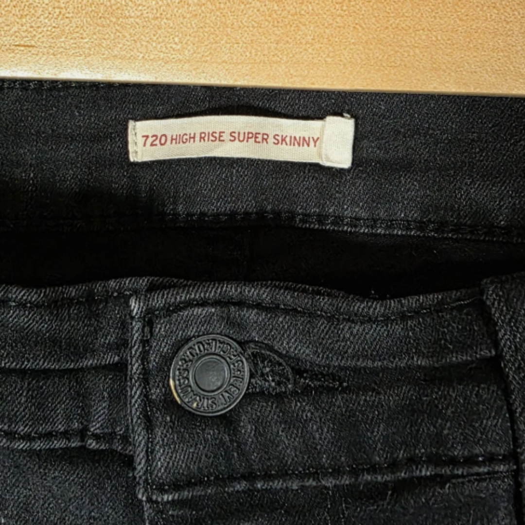 Levi’s 720 High Rise Super Skinny Jeans W32 L30 Black Stretch Denim Women’s