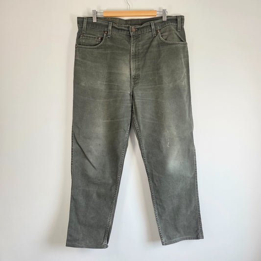 Vintage Levi’s 540 Jeans W38 L29 Grey Relaxed Fit USA Made Denim