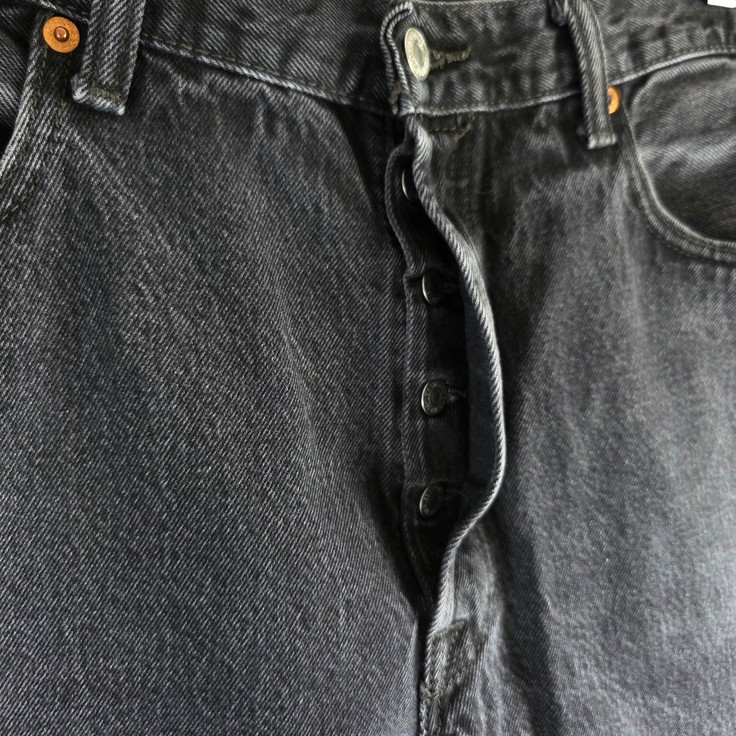 Levi’s 501 Jeans W36 (W38) L30 Black Straight Leg Button Fly Classic Denim