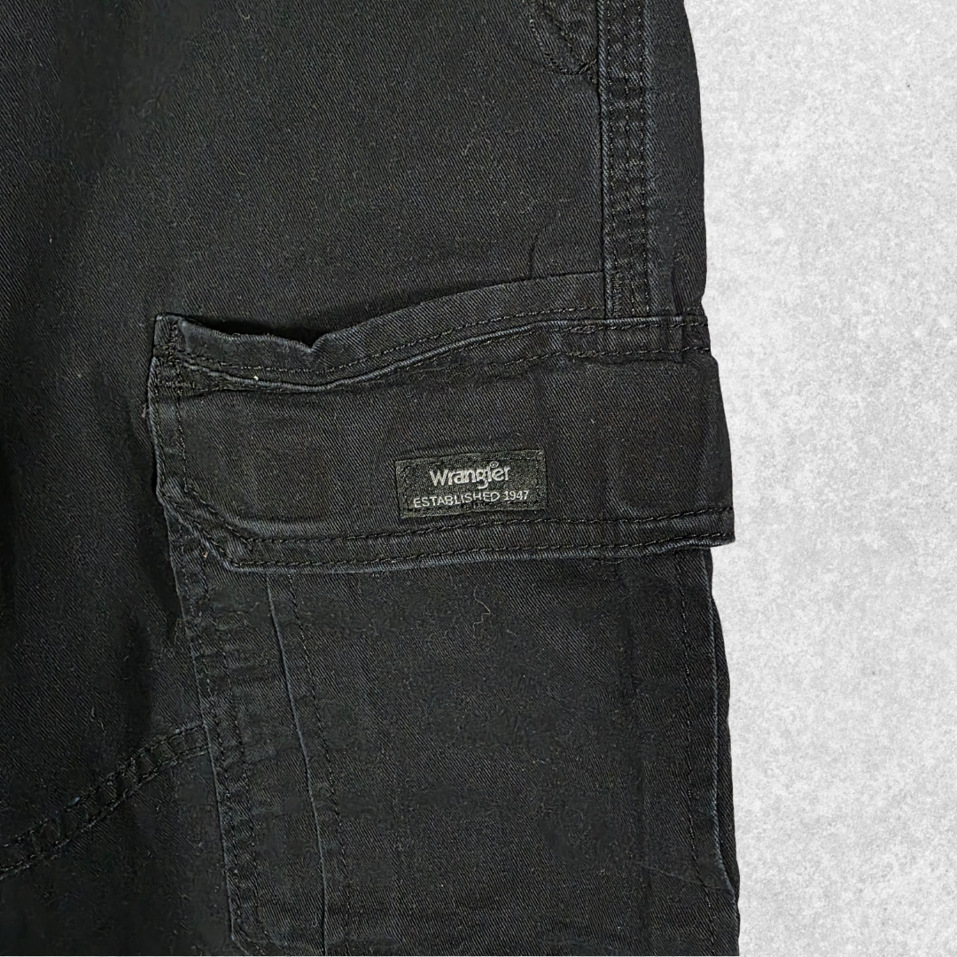 Wrangler Cargo Trousers W30 L30 Black Relaxed Fit Stretch Cotton Men’s