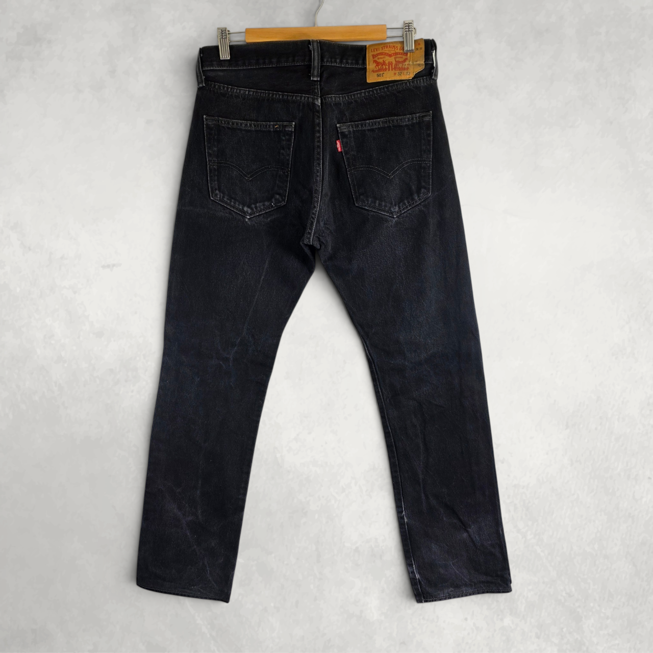 Levi’s 501 Jeans W32 L32 Black Straight Leg Button Fly Classic Denim