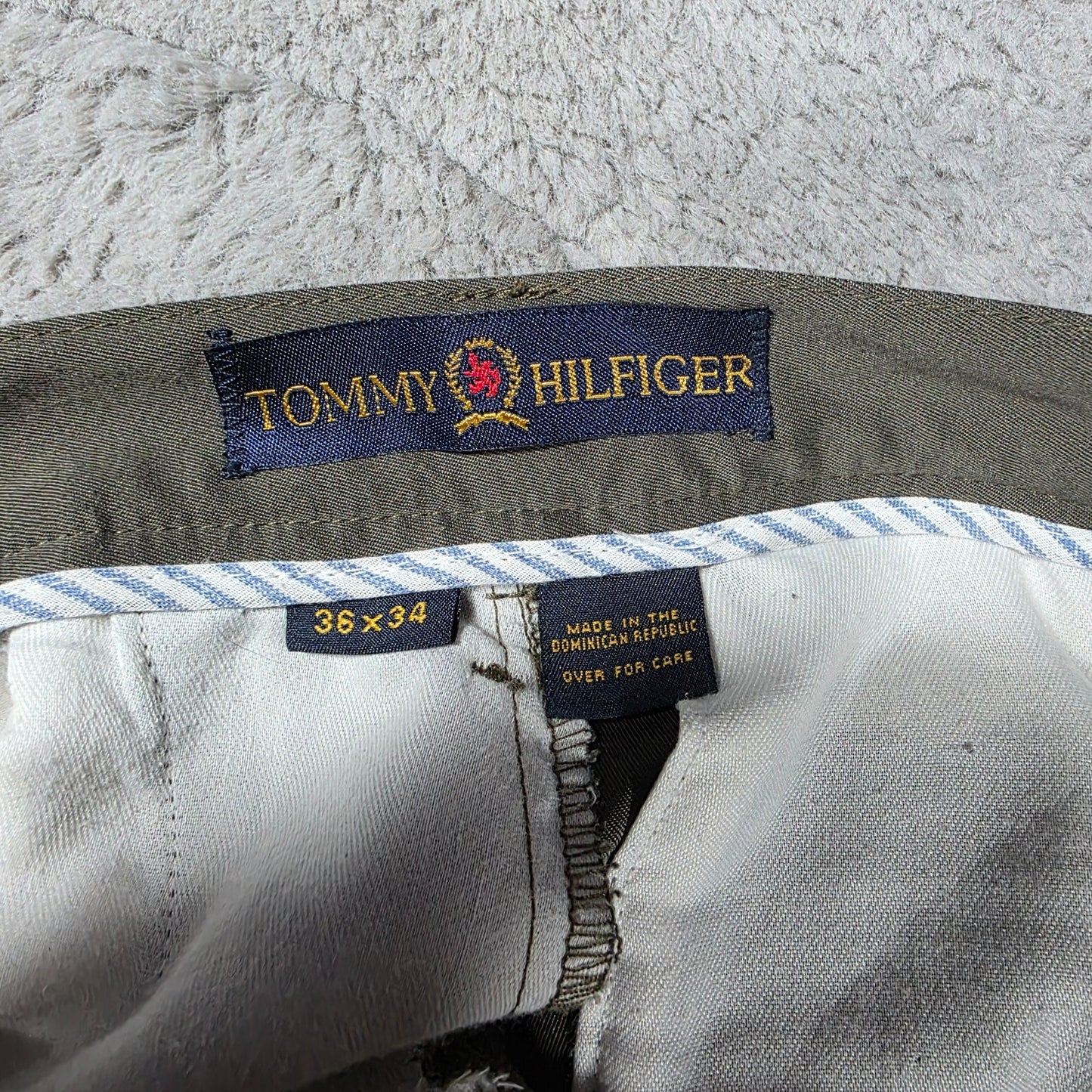 Tommy Hilfiger Pleated Smart Trousers W34 L33 – Grey Straight Fit