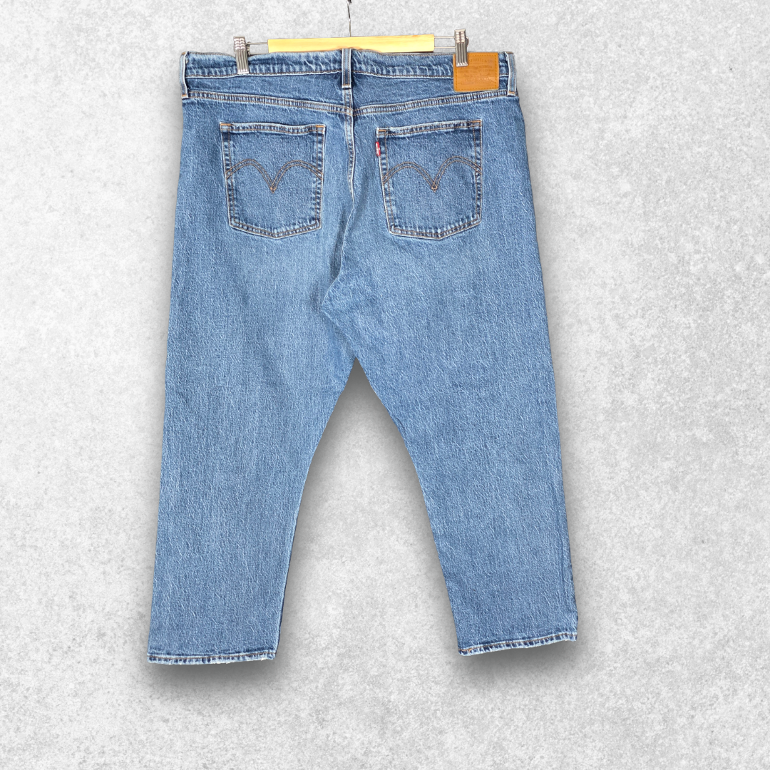 Levi’s Wedgie Straight Jeans W38 L26 (Tag W34) Blue Button Fly Women’s