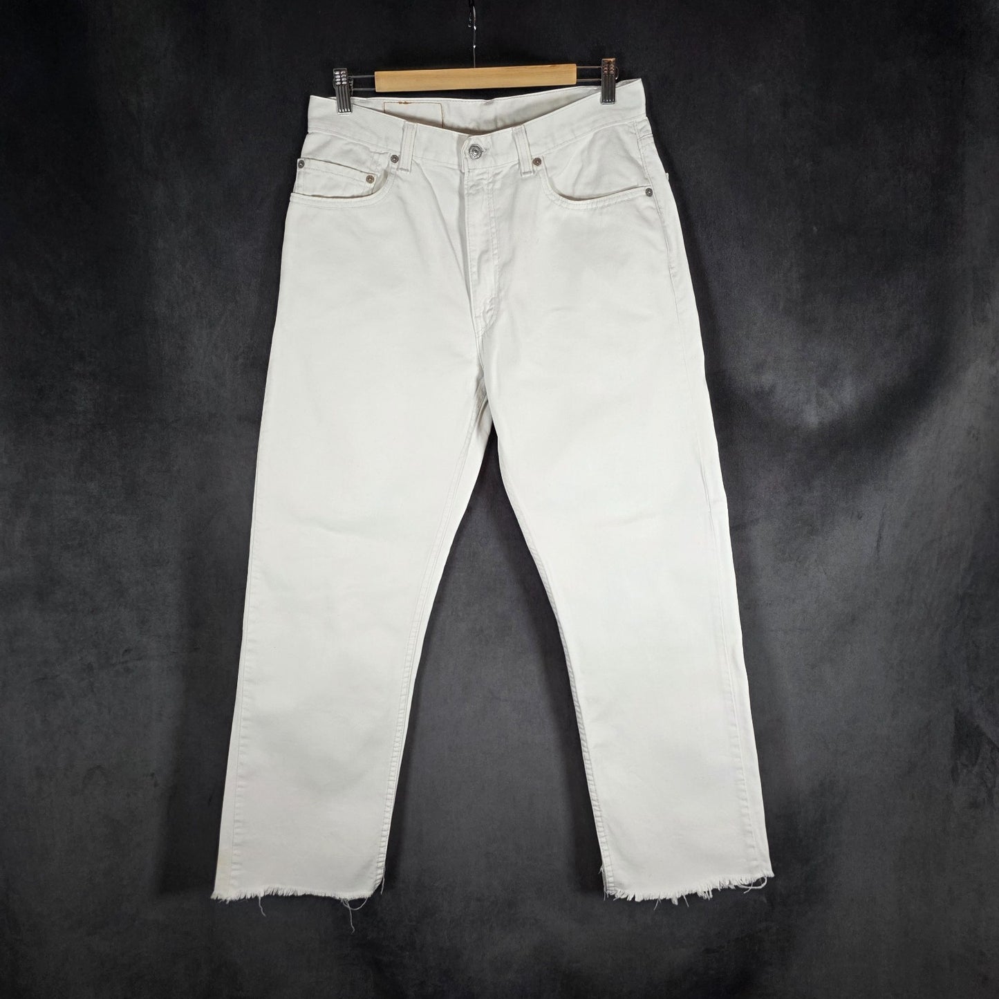 Levi’s 505 Vintage USA White Jeans Men’s W32 L29 Straight Leg Raw Hem