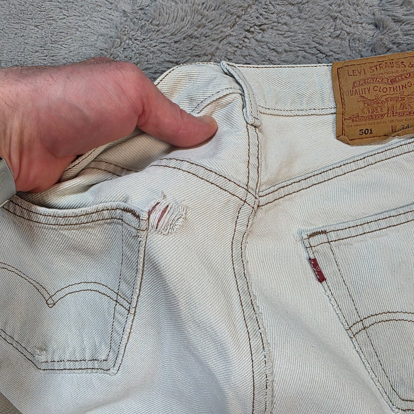 Levi’s 501 USA Made White Straight Jeans W34 L32 Distressed / Paint Marks