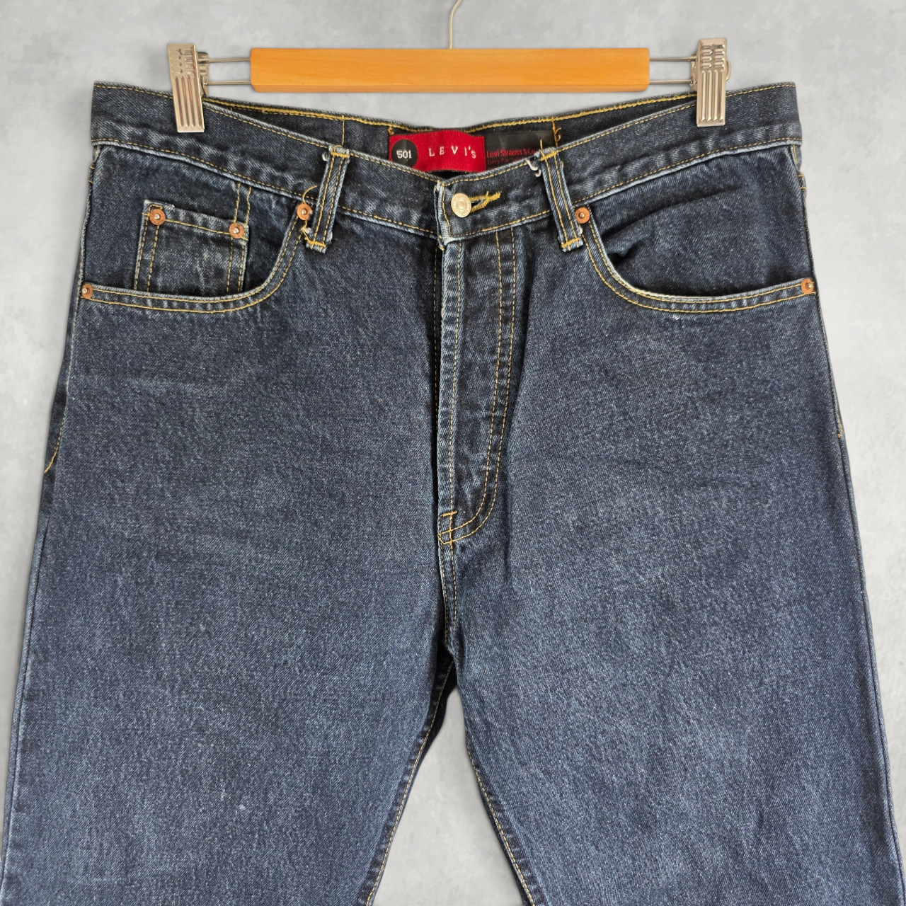 Levi’s 501 Jeans W33 (W32) L27 Blue Straight Leg Button Fly Cropped Raw Hem