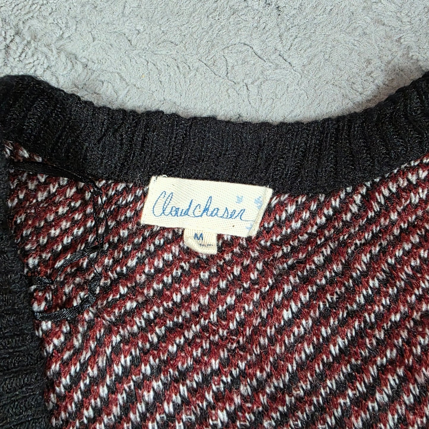 Cloud Chaser Plaid Knit Cardigan Women’s M Burgundy Check
