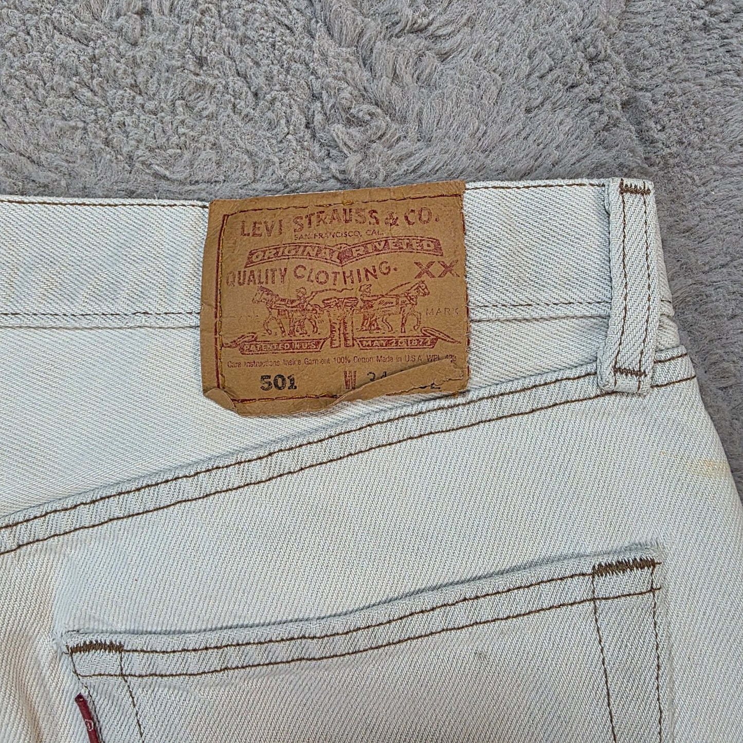 Levi’s 501 USA Made White Straight Jeans W34 L32 Distressed / Paint Marks