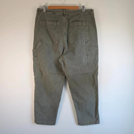 American Eagle khaki trousers high-rise 90s boyfriend fit with utility pockets.