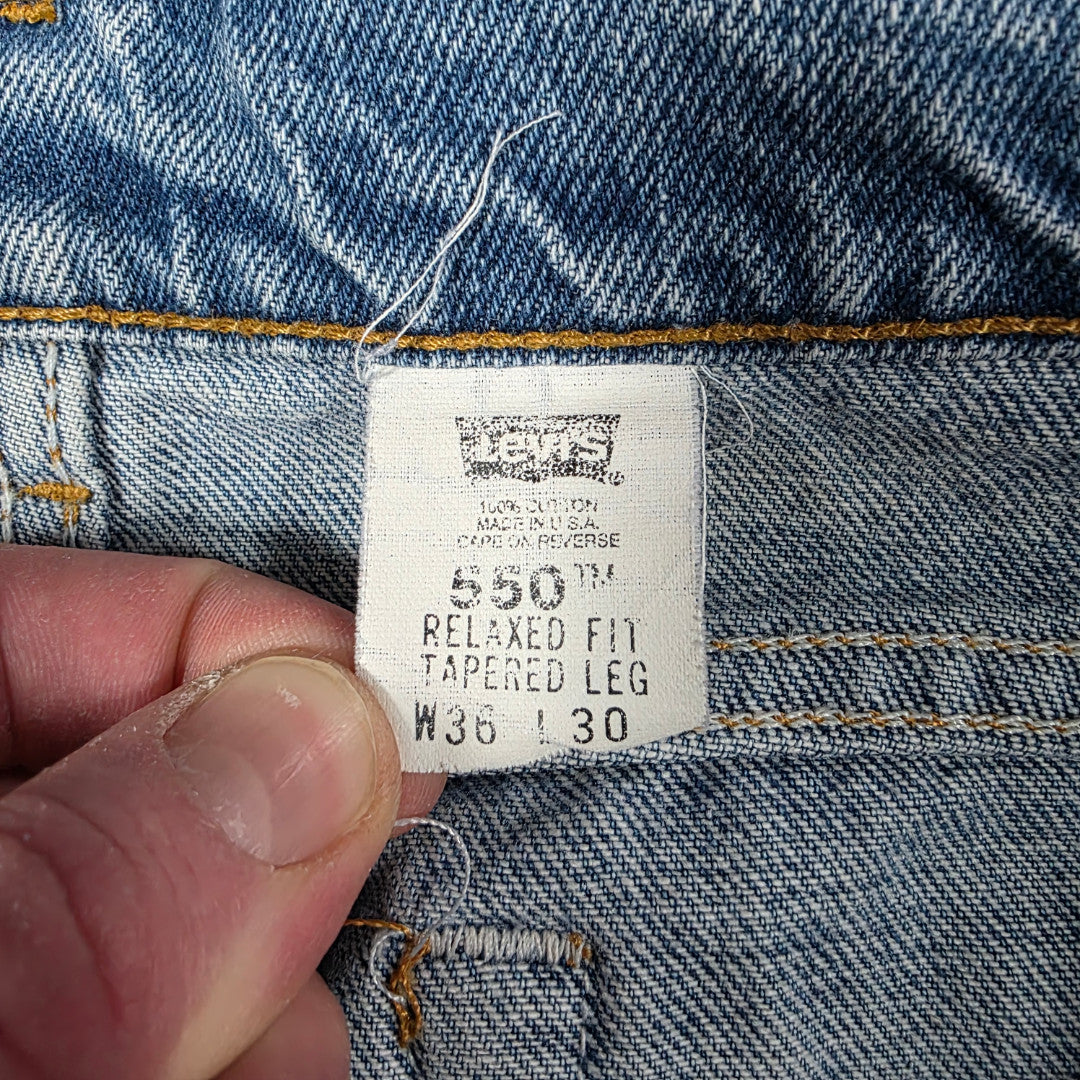 Vintage Levi’s 550 USA Made Jeans W34 L29 (W36 L30 Tag) Relaxed Fit Blue