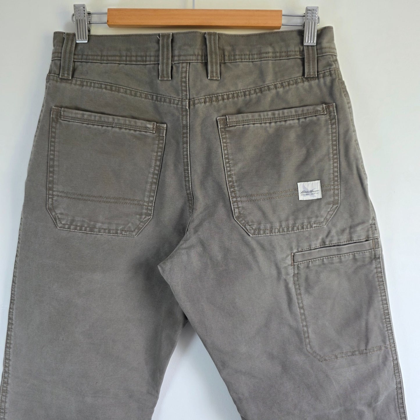 Eddie Bauer Carpenter Pants Mens W30 L32 Grey Fleece Lined Workwear Straight Leg
