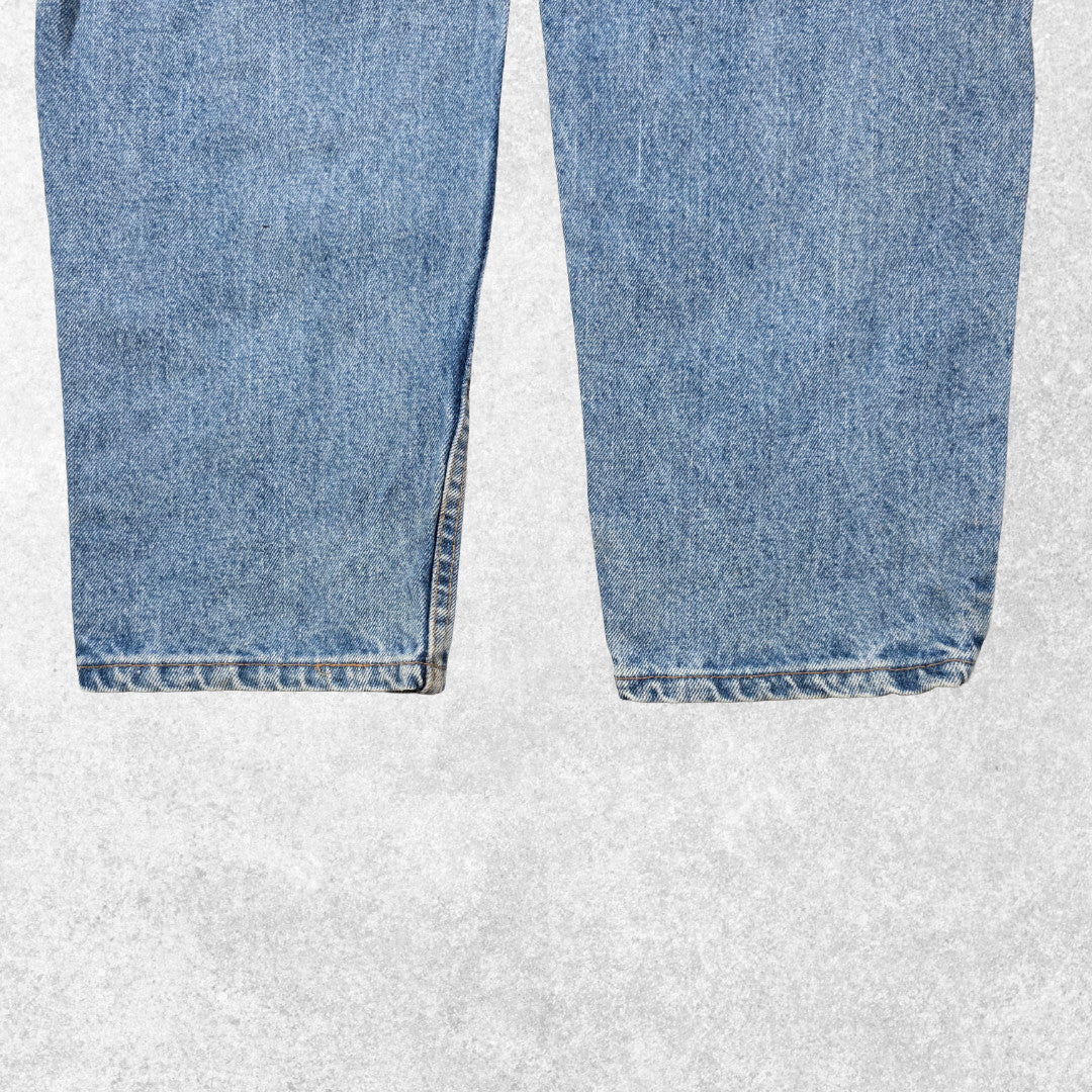 Vintage Levi’s 550 USA Made Jeans W34 L29 (W36 L30 Tag) Relaxed Fit Blue