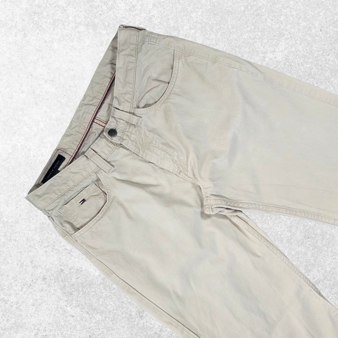 Tommy Hilfiger Madison Straight Chinos W32 L31 (W32 L32) Beige Men’s Cotton