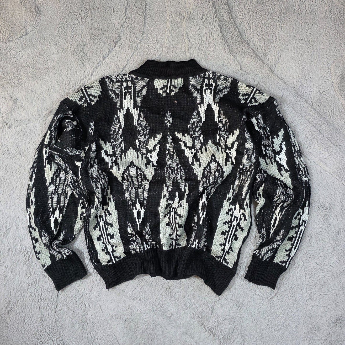 Vintage Abstract Pattern Knit Sweater Men’s Large Black White Retro Pullover
