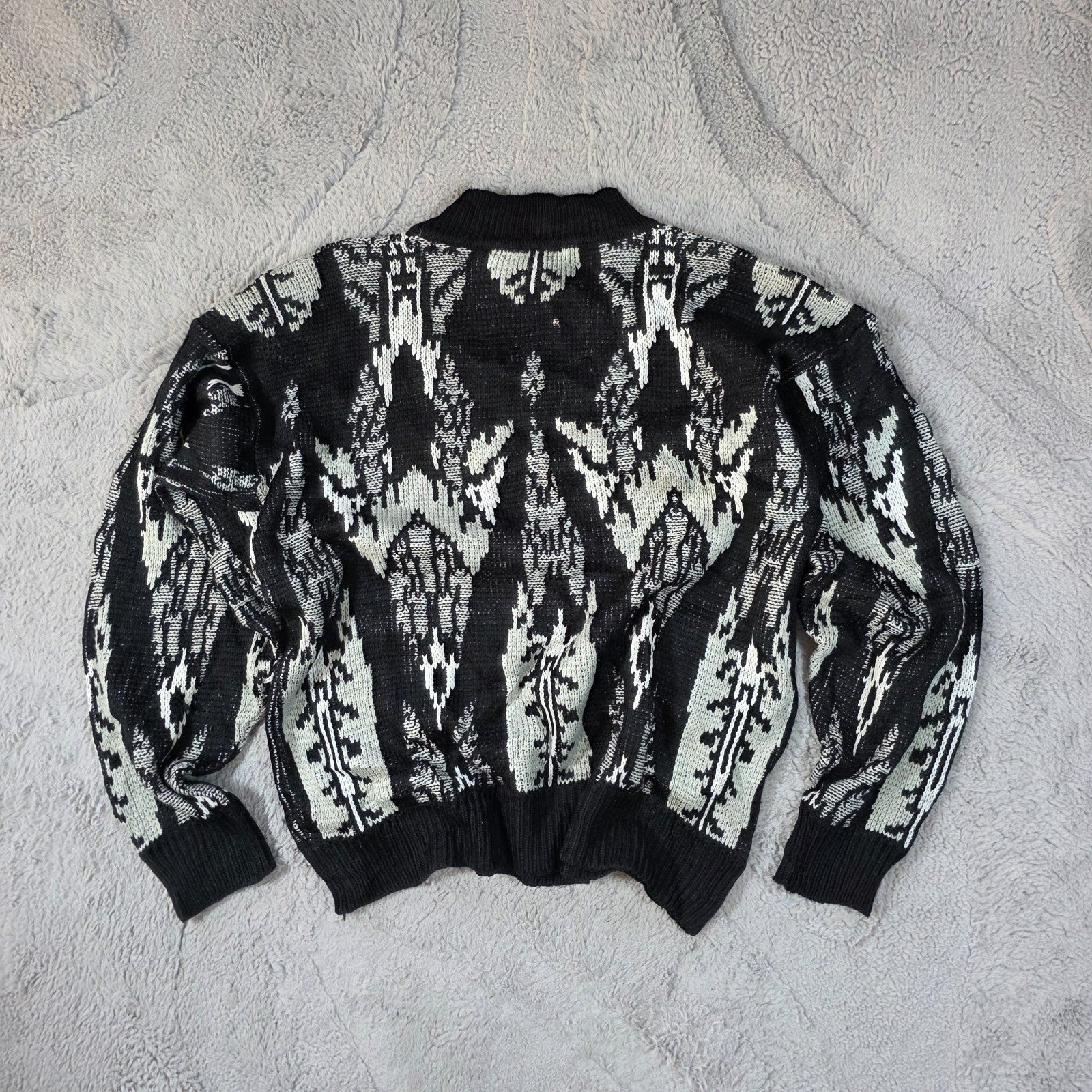 Vintage Abstract Pattern Knit Sweater Men’s Large Black White Retro Pullover