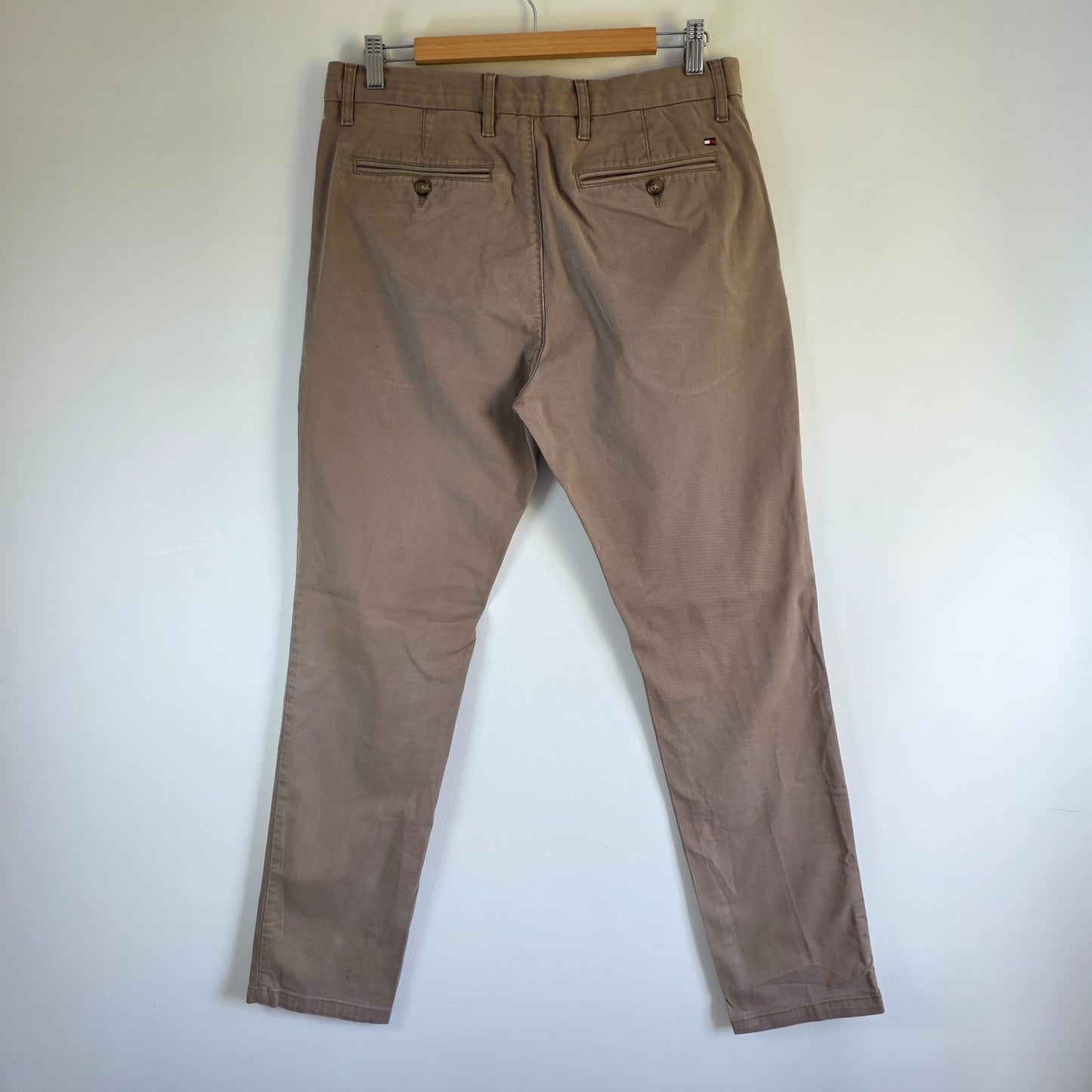Tommy Hilfiger Denton Chino Trousers W33 L31 Beige Straight Stretch Men’s