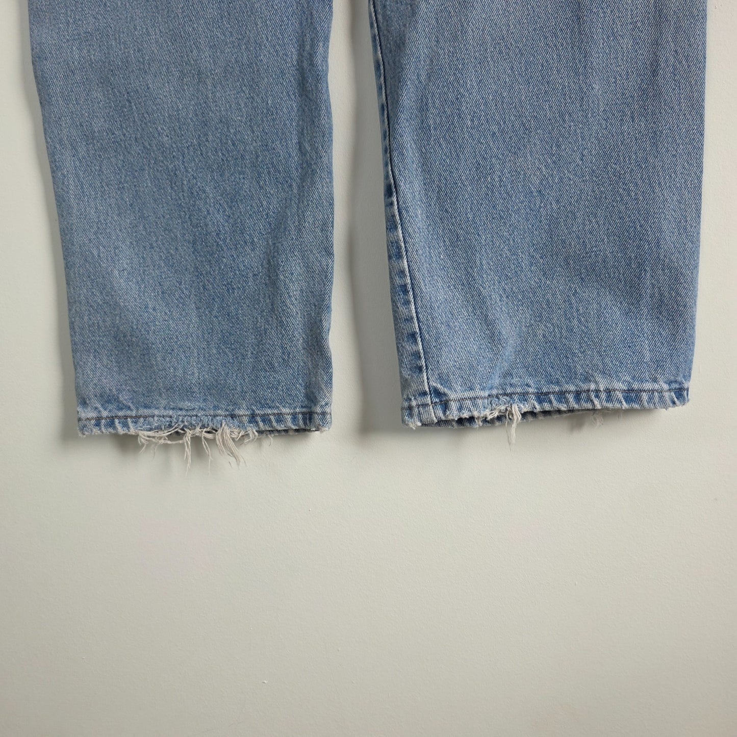 Vintage Wrangler Regular Fit Jeans W37 L30 Light Blue Denim Straight Leg Men's