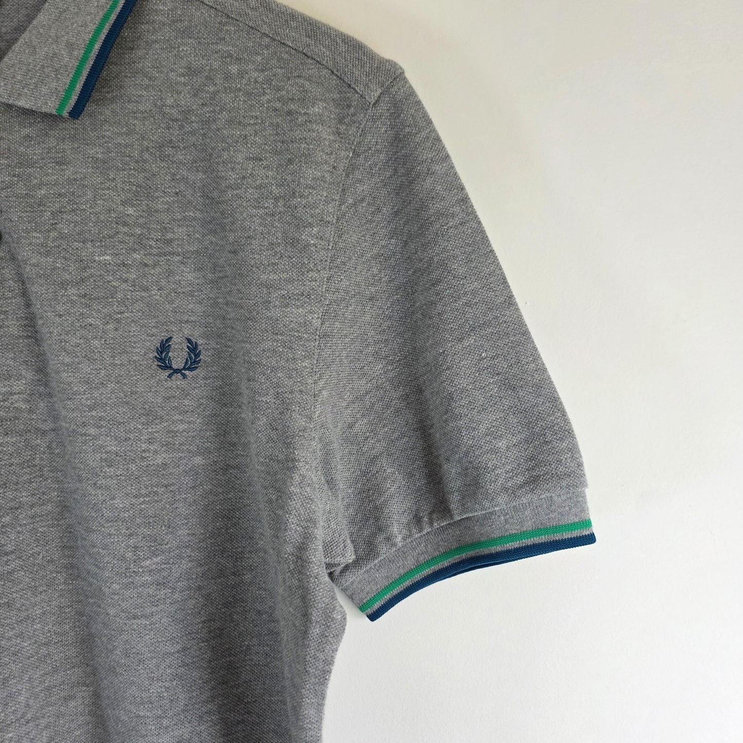 Fred Perry Twin Tipped Polo Shirt Grey Medium Cotton Mod Preppy Casual Logo Top