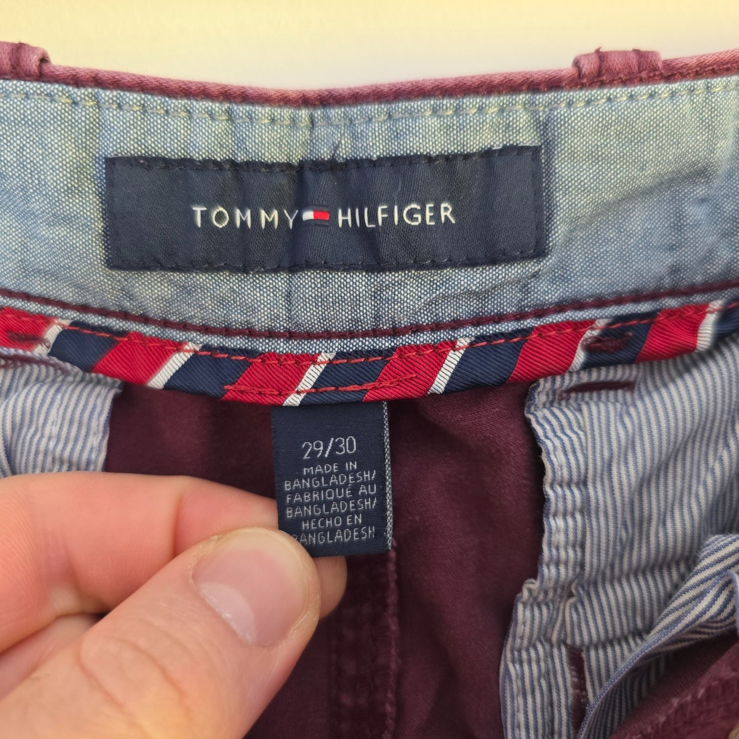 Tommy Hilfiger Chino Trousers W29 L29 Burgundy Red Straight Fit Men's Cotton
