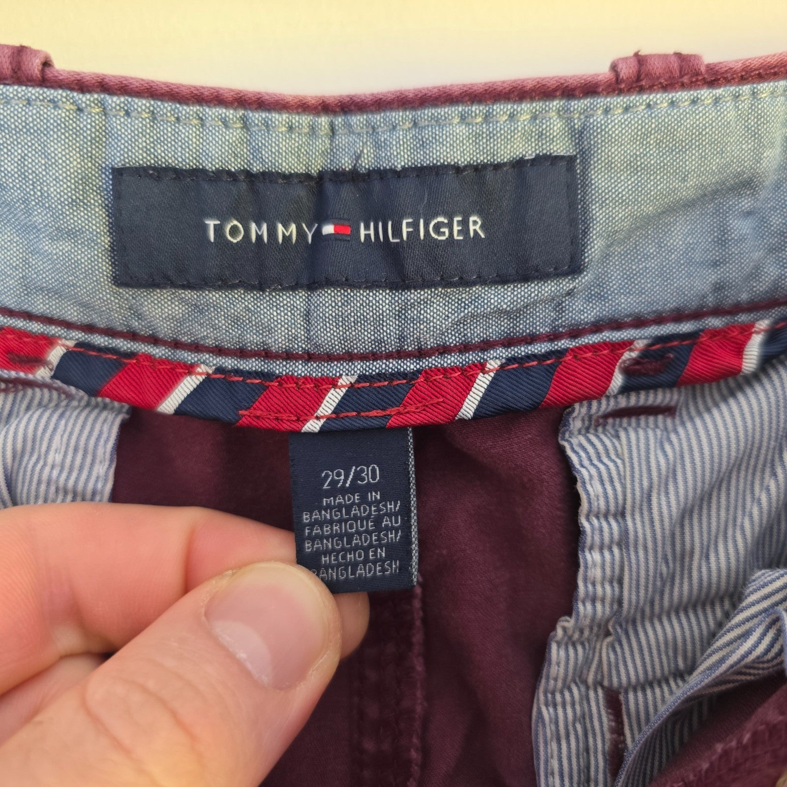 Tommy Hilfiger Chino Trousers W29 L29 Burgundy Red Straight Fit Men's Cotton