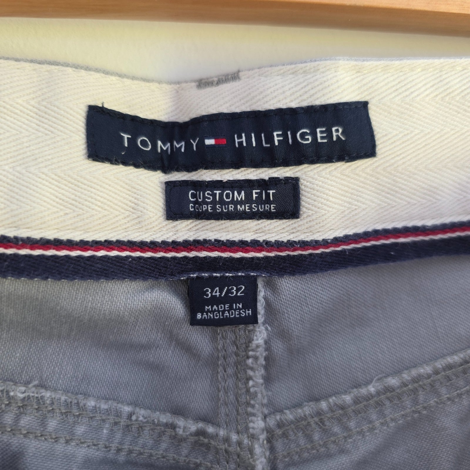Tommy Hilfiger Custom Fit Chino Trousers W34 L30 Grey Straight Cotton Men's
