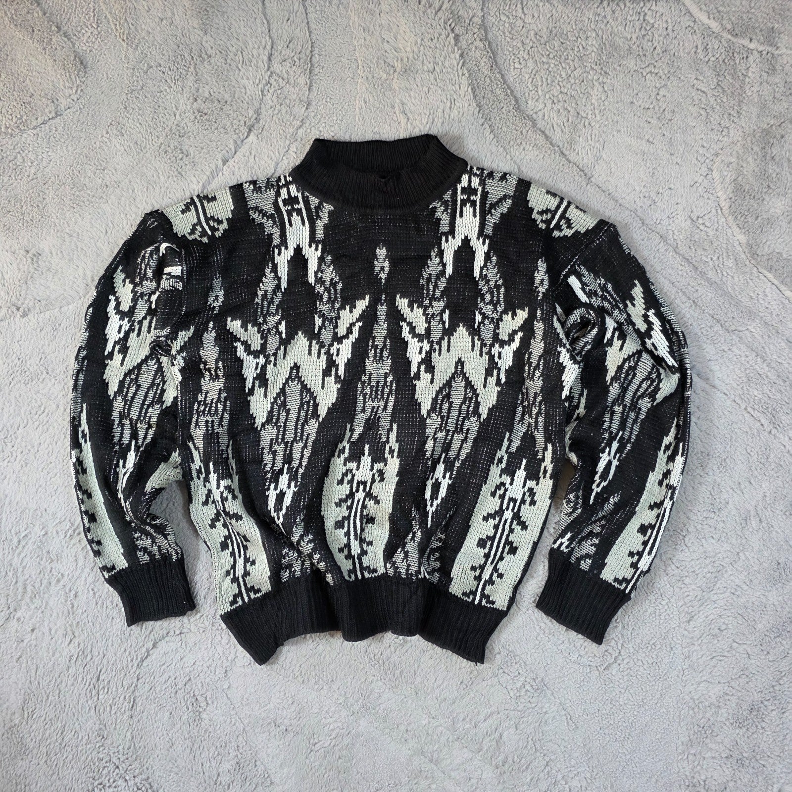 Vintage Abstract Pattern Knit Sweater Men’s Large Black White Retro Pullover