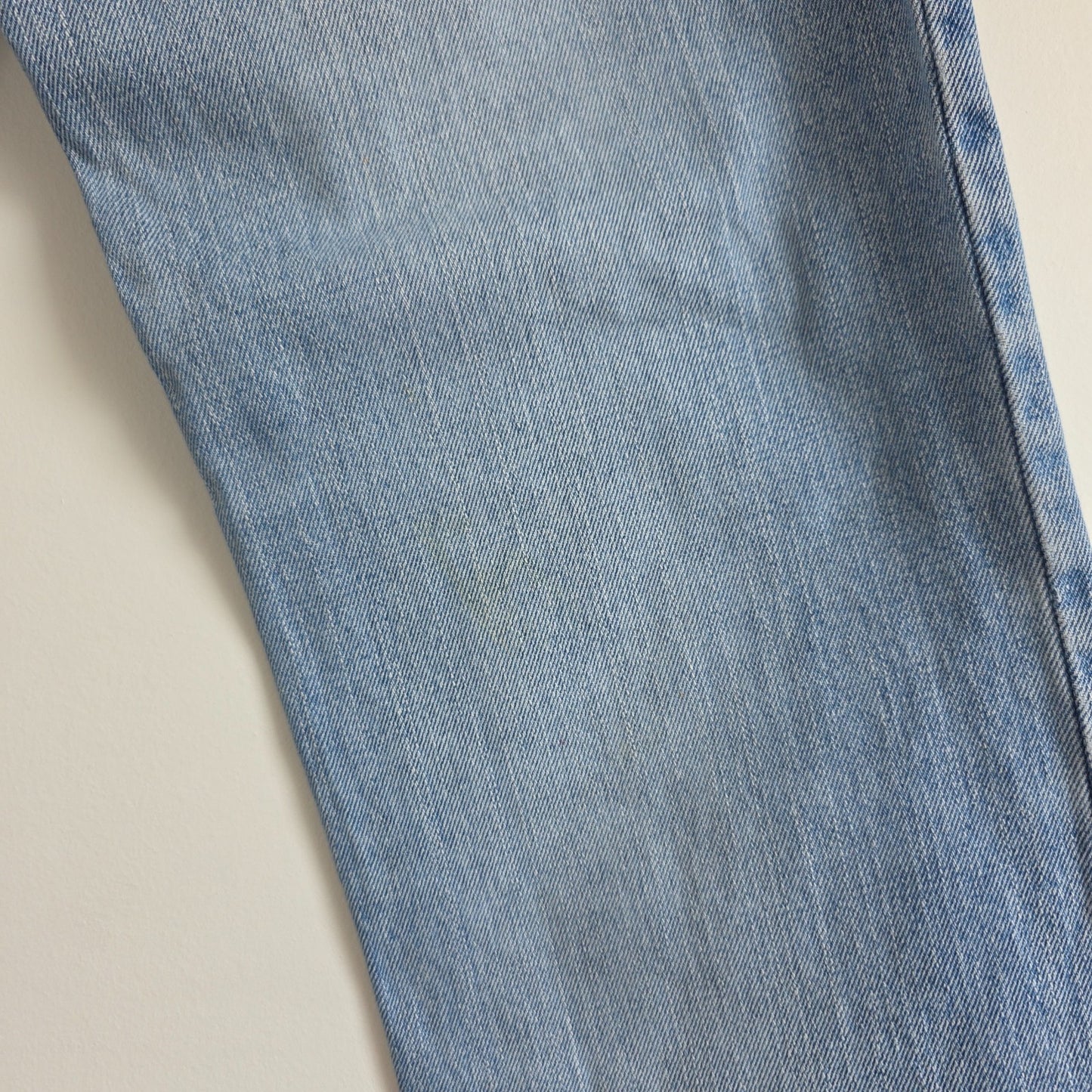 Ralph Lauren blue straight jeans 100% cotton with vintage Polo logo and light fading.