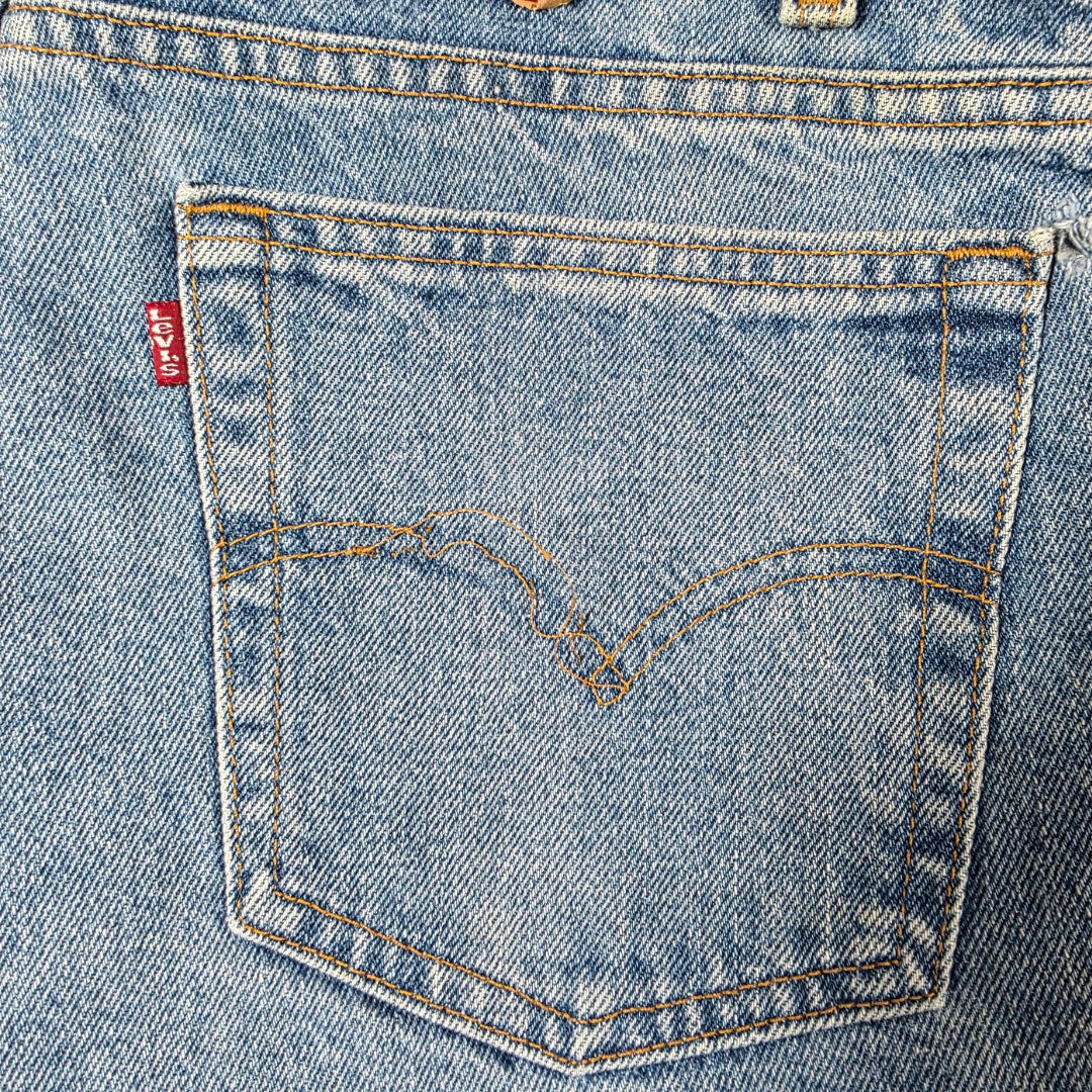 Vintage Levi’s 550 USA Made Jeans W34 L29 (W36 L30 Tag) Relaxed Fit Blue