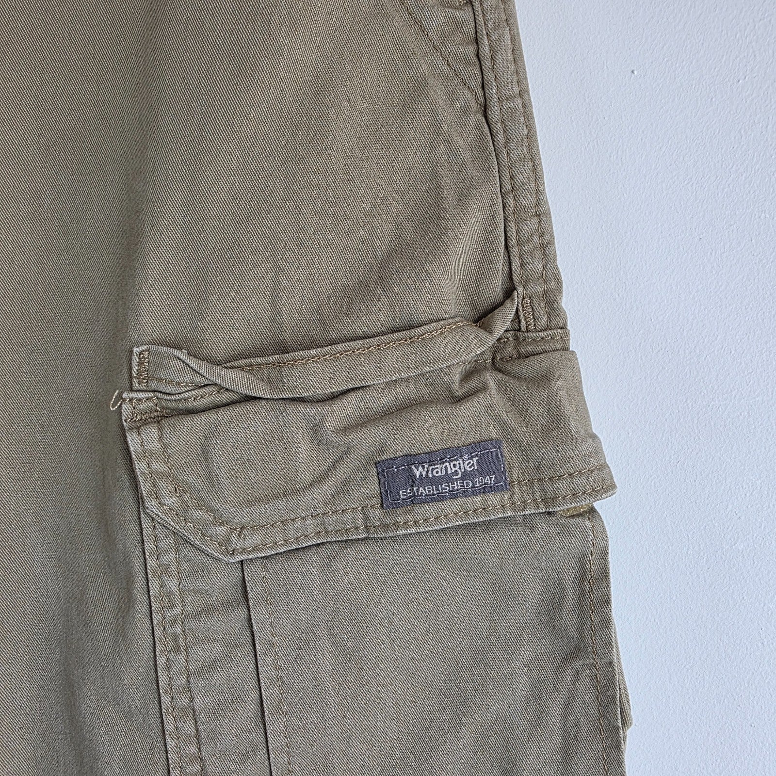 Wrangler Cargo Trousers Mens W32 L32 Beige Relaxed Fit Utility Combat Workwear
