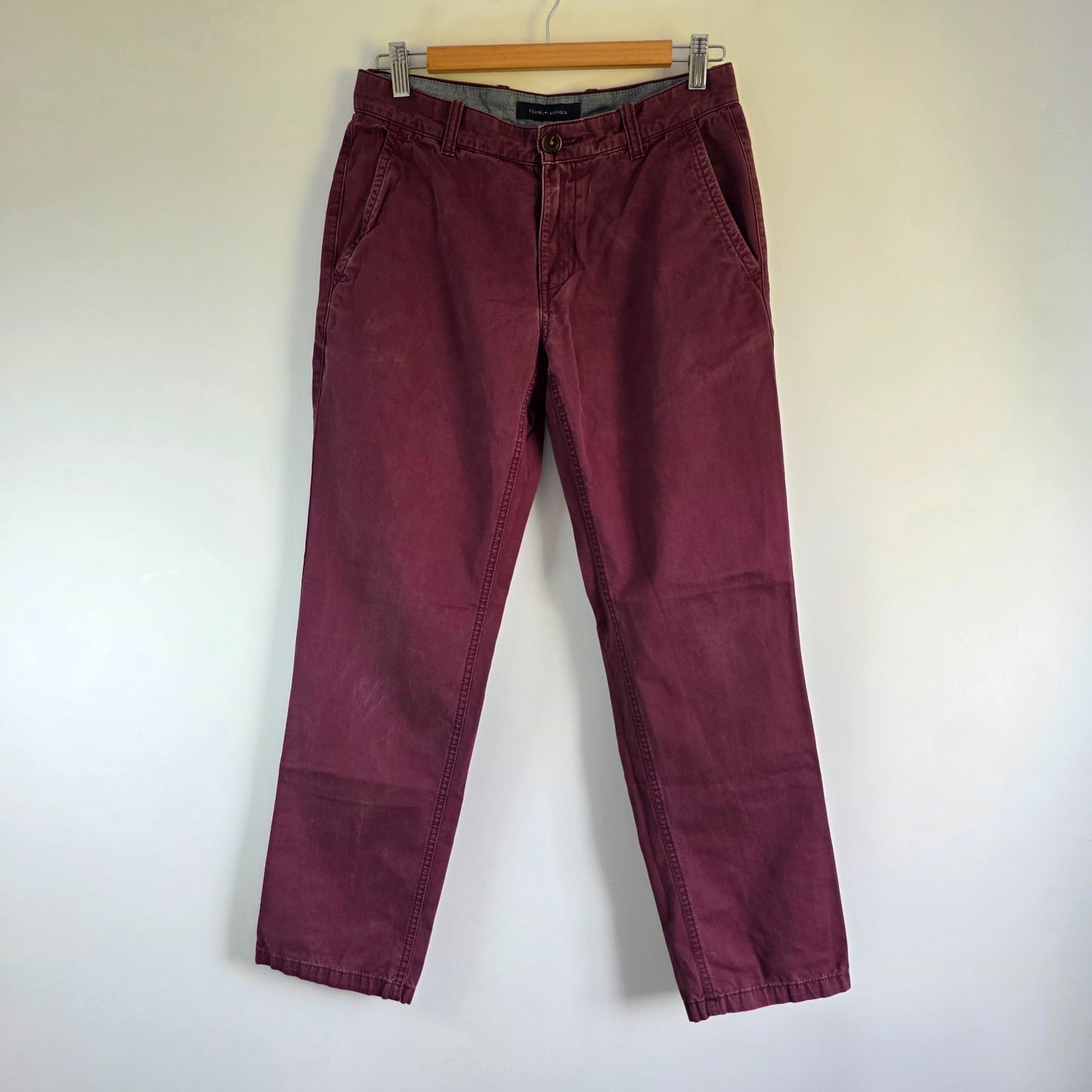 Tommy Hilfiger Chino Trousers W29 L29 Burgundy Red Straight Fit Men's Cotton