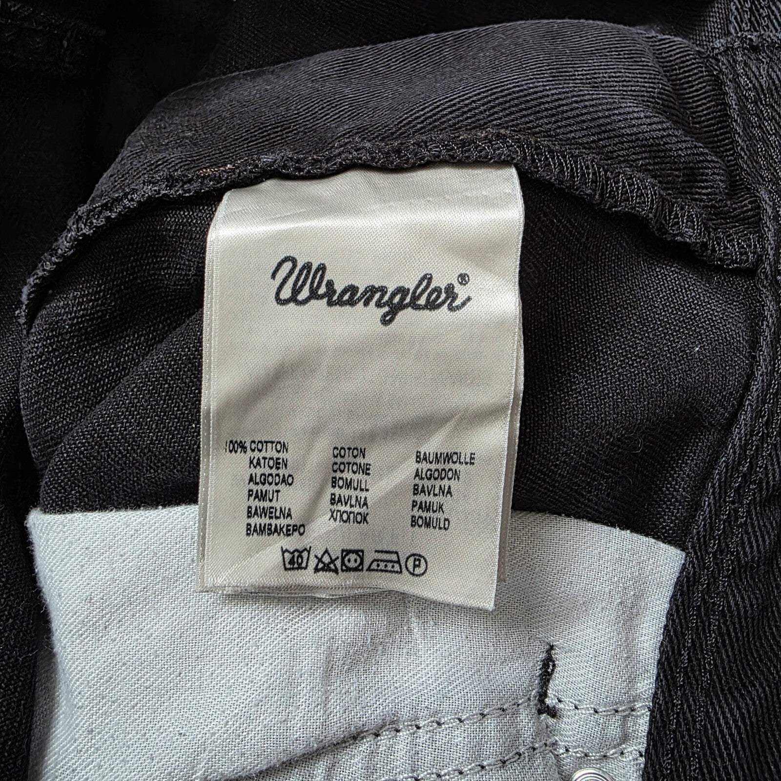 Wrangler Denim Shorts Jorts W33 (W34 Tag) Black Cut Off Frayed Men's Summer