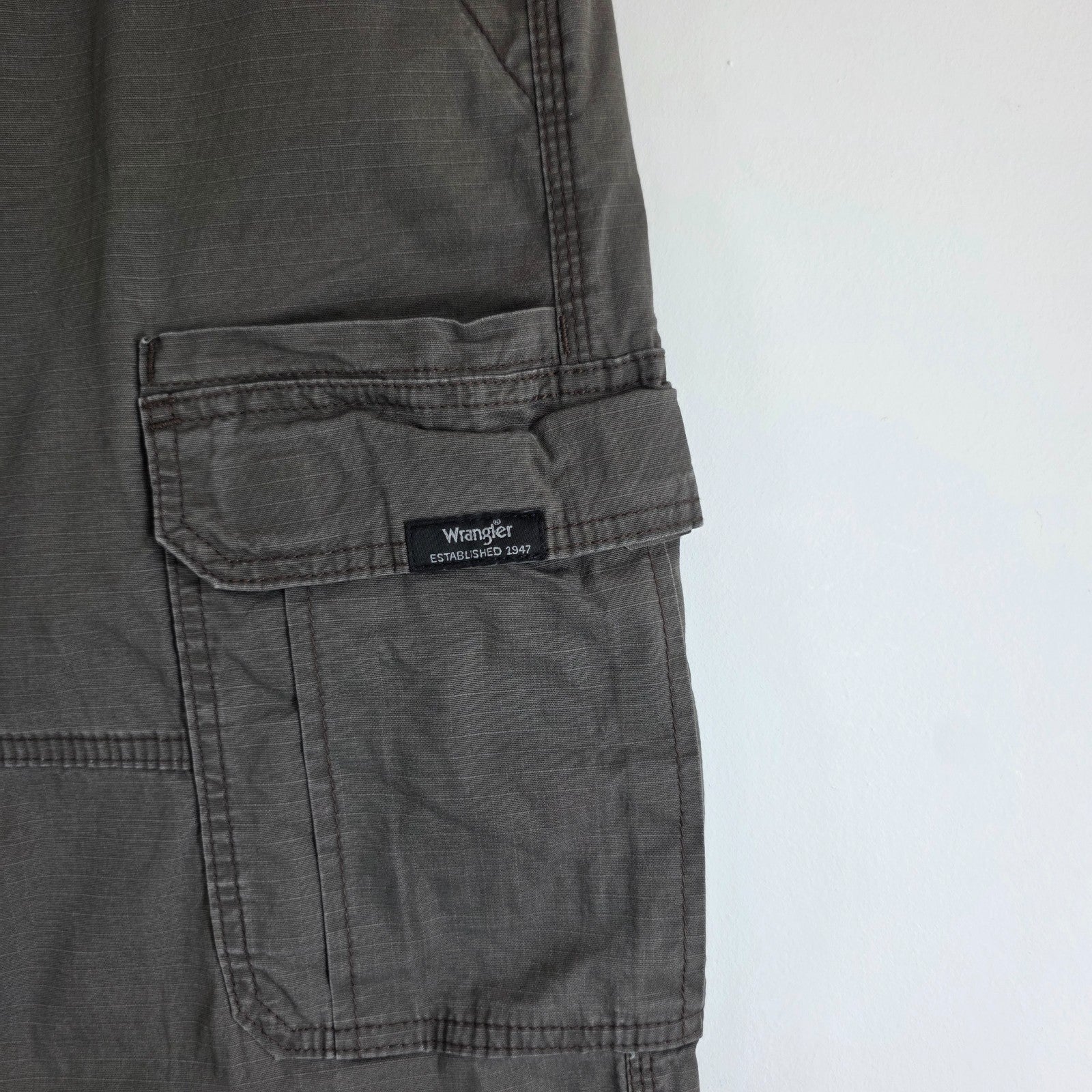 Wrangler Cargo Trousers Mens W34 L32 Grey Utility Combat Military Pants Relaxed