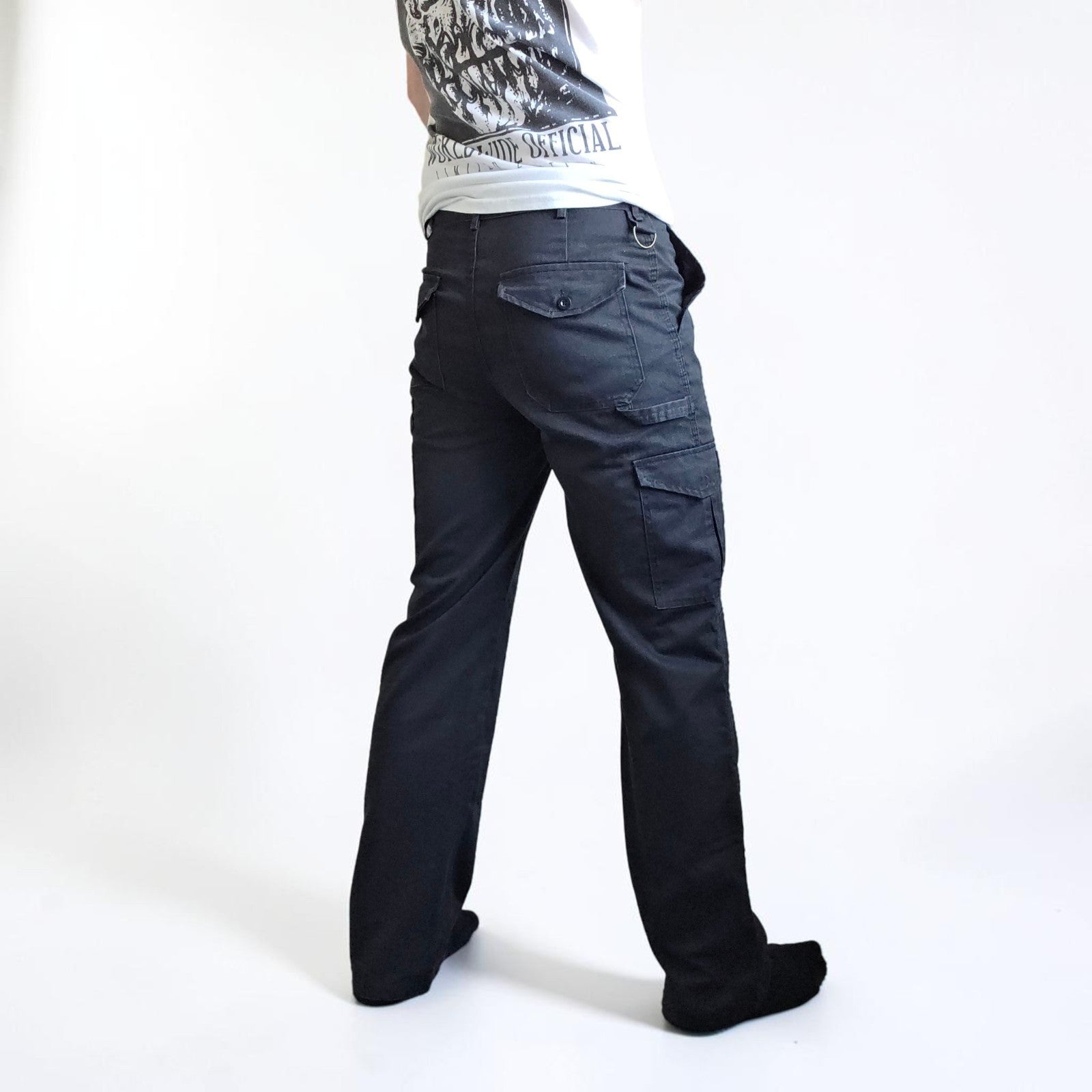 Dickies black cargo trousers with double knee panels and hammer loop detail.